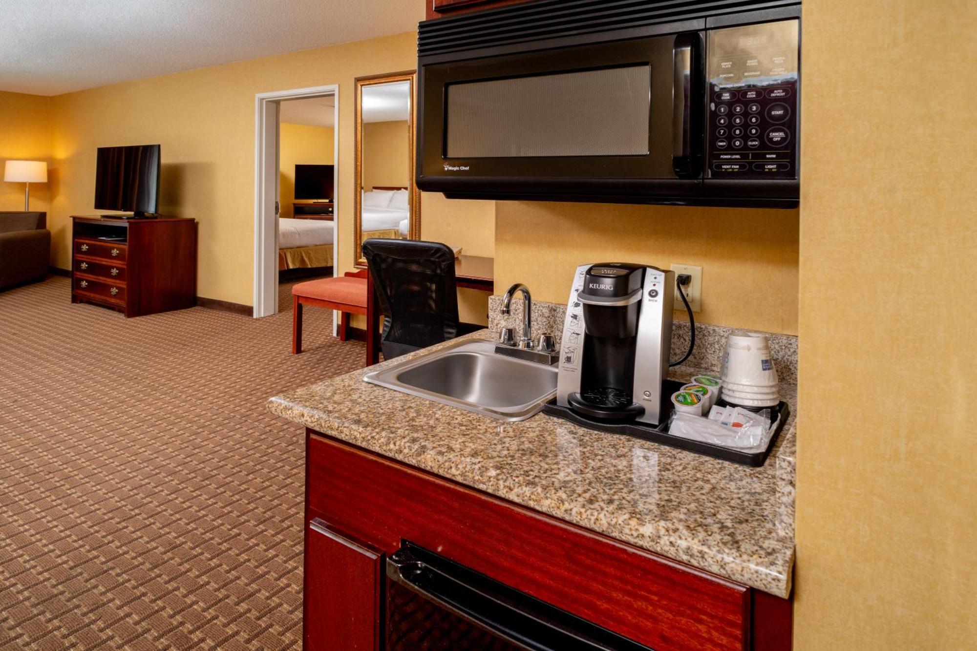 Holiday Inn Express And Suites Hazard By Ihg Kültér fotó